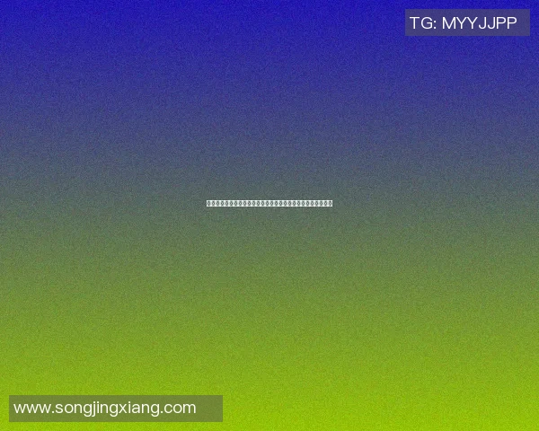 男足球明星手拿时尚包包视频引发热议展现个性魅力与运动风尚